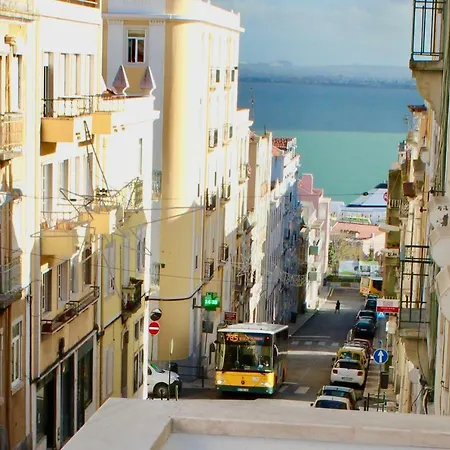 River View Balcony - Historic Center ! Lisboa